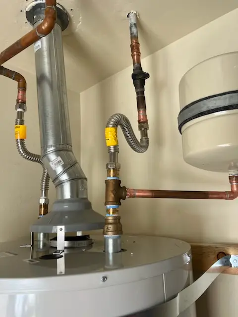 Water heater installation and plumbing repair in Wright Settlement